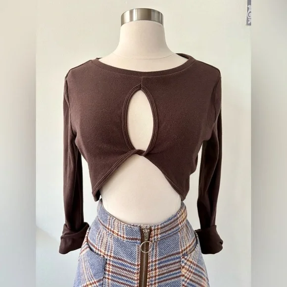 Clueless 90s Vibes! 🤎 Aeropostale Keyhole top flannel plaid mini skirt Outfit M - Picture 4 of 5